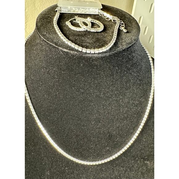 Stunning CZ 3 Piece Set including Tennis Bracelet by Kenneth Jay Lane NWT - Picture 1 of 8